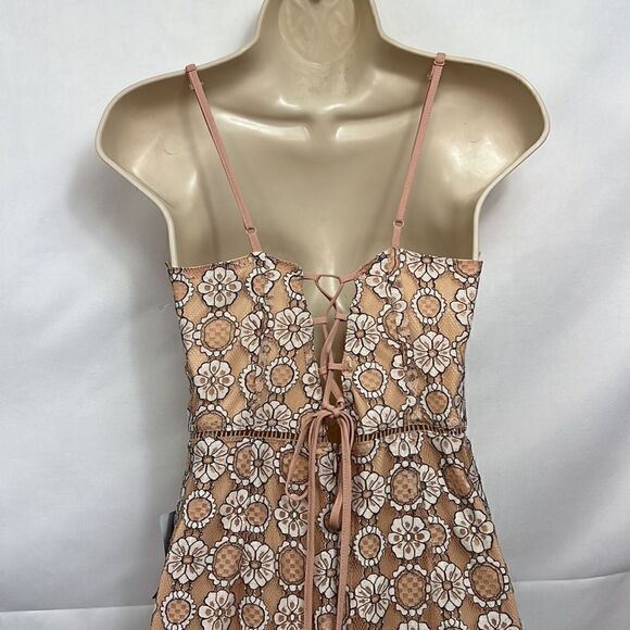 NSR floral Lace Midi Dress with Corset back and side slit size small NWT - Picture 10 of 16